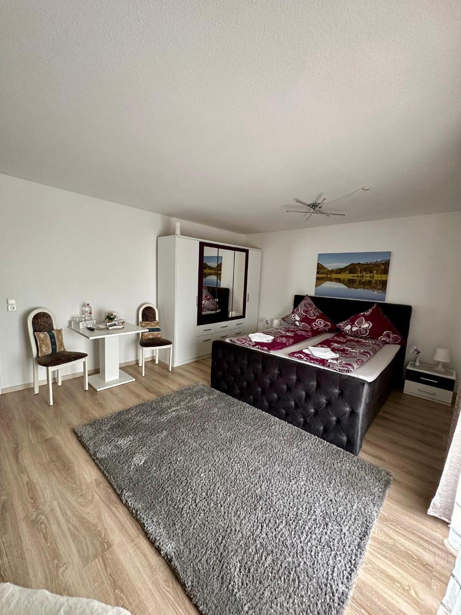 Haus Am Burghain Naumburg  Екстер'єр фото